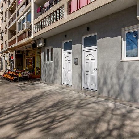 Studio Apartments Twins สปลิท ภายนอก รูปภาพ